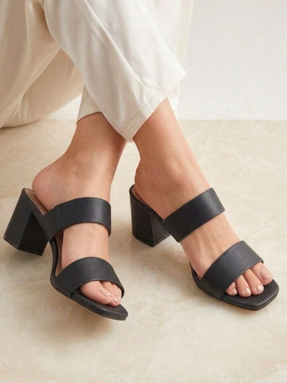 Black Block Heel Slide Sandals With Double Straps Open Toe & Square Heel Design